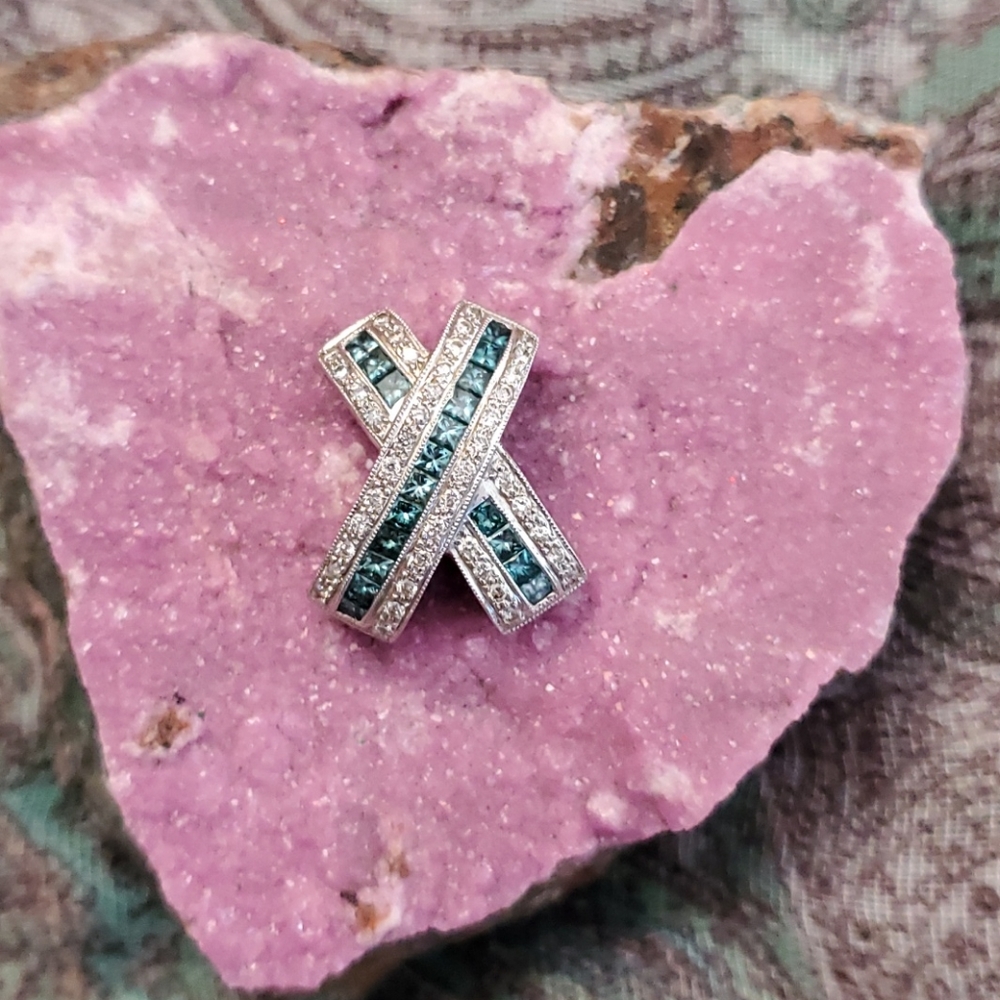 14kt blue and white diamond slide
